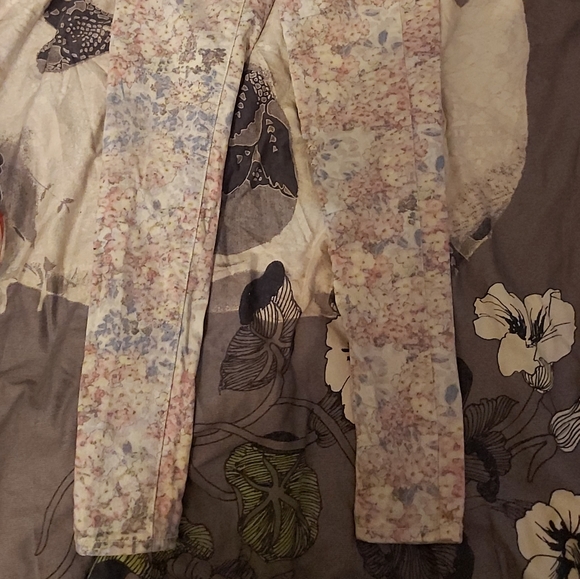 Levi's UNIQUE 💐floral watercolour skinny jeans - Picture 3 of 9